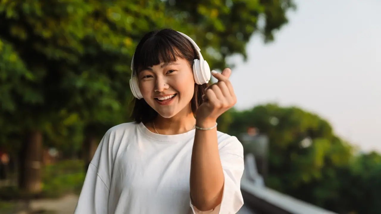 perempuan penuh cinta