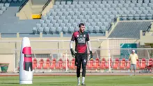 Kiper Persijap Jepara, Rodrigo Moura, menjalani sesi latihan jelang bergulirnya BRI Super League 2025/2026. (Bola.com/Nandang Permana)