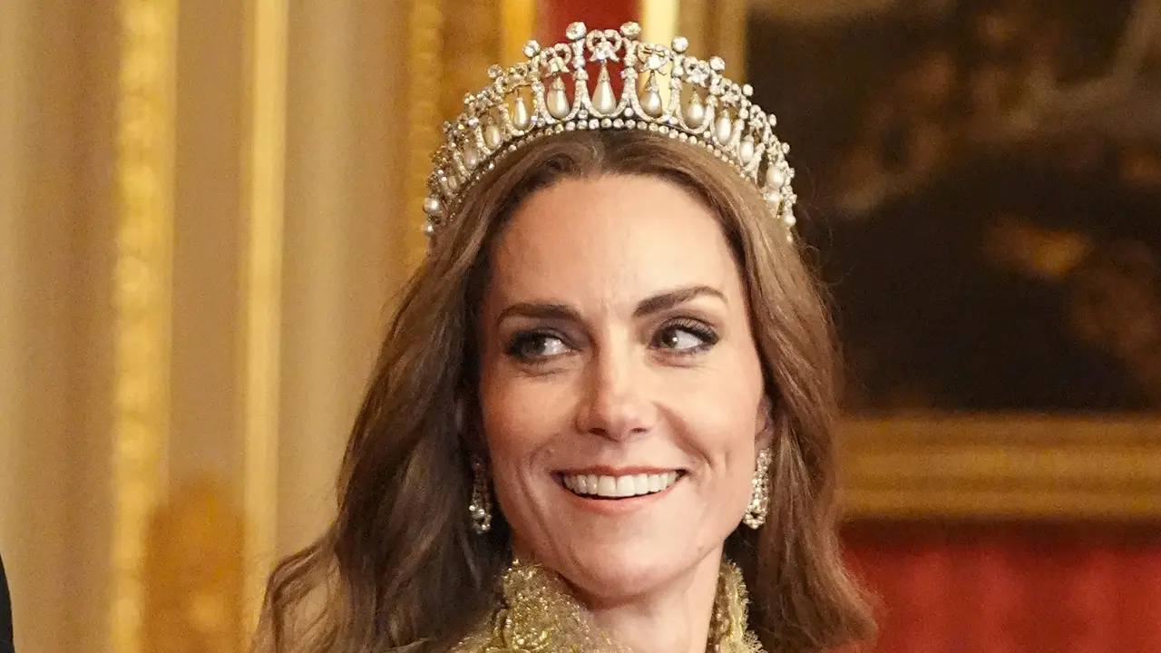 Eksperimen Gaya Kate Middleton dengan Tiara Favorit Putri Diana, Sampai Dipuji Donald Trump