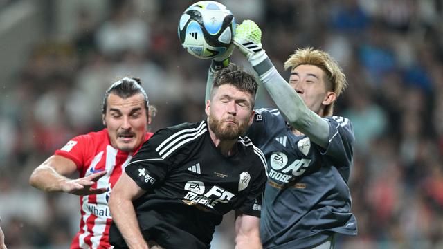 Foto: Terdegradasi di Premier League, 8 Pemain Berikut Naik Kelas Bermain di Liga Champions 2023 / 2024 Bersama Klub Barunya