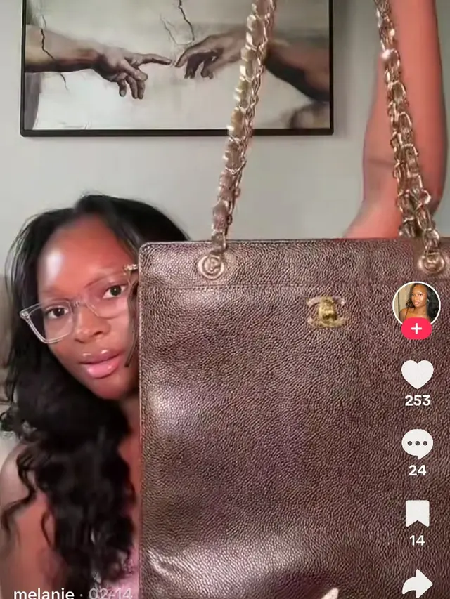 Tas Vintage Usang Justru Laris, Pasar Preloved Alami Lonjakan