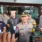 Kapolda Jatim Irjen Pol Imam Sugianto usai sidak di Stadion Gelora Bung Tomo (GBT) Surabaya. (Dian Kurniawan/Liputan6.com)