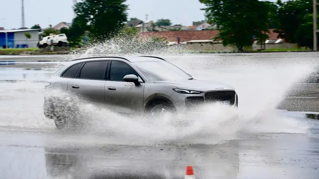 LEPAS L8 Meluncur, SUV NEV Premium yang Tawarkan Kendali Halus dan Kenyamanan Maksimal