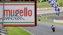 Francesco Bagnaia jadi yang tercepat pada balapan sebanyak 23 laps di Sirkuit Mugello, Minggu (2/6/2024) malam WIB. (Marco BERTORELLO/AFP)