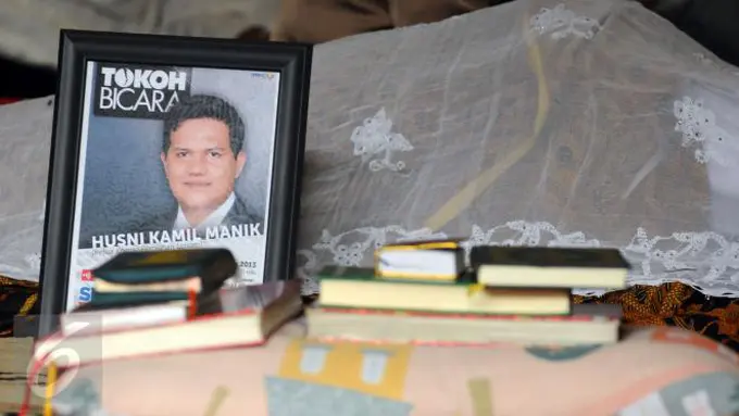 [Bintang] Ketua KPU Husni Kamil Manik Meninggal Dunia