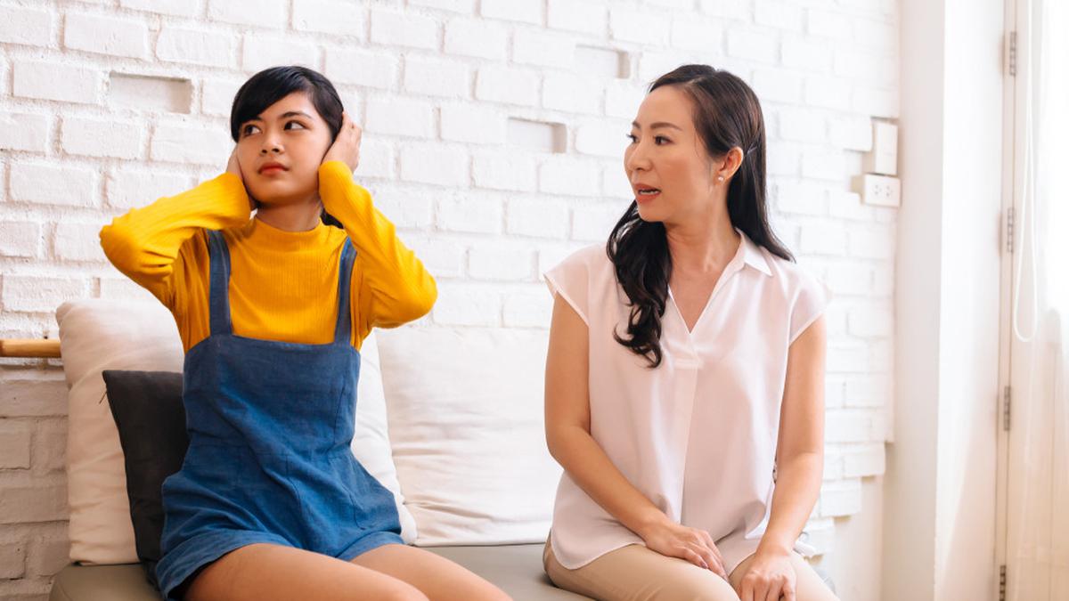 4 Tanda Toxic Parents Yang Tidak Boleh Diabaikan Parenting Fimela