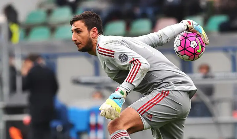 Penjaga gawang AC Milan asal Italia, Gianluigi Donnarumma. (AFP/Vincenzo Pinto)