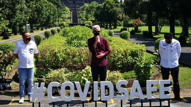 Kasus Baru Corona Indonesia Turun Di Hadapan Jokowi Ganjar Pranowo Sebut Kasus Baru Covid 19 Di