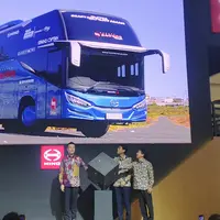 Raja Jalanan Baru, Hino Rilis Bus RM 280 di GIIAS 2026