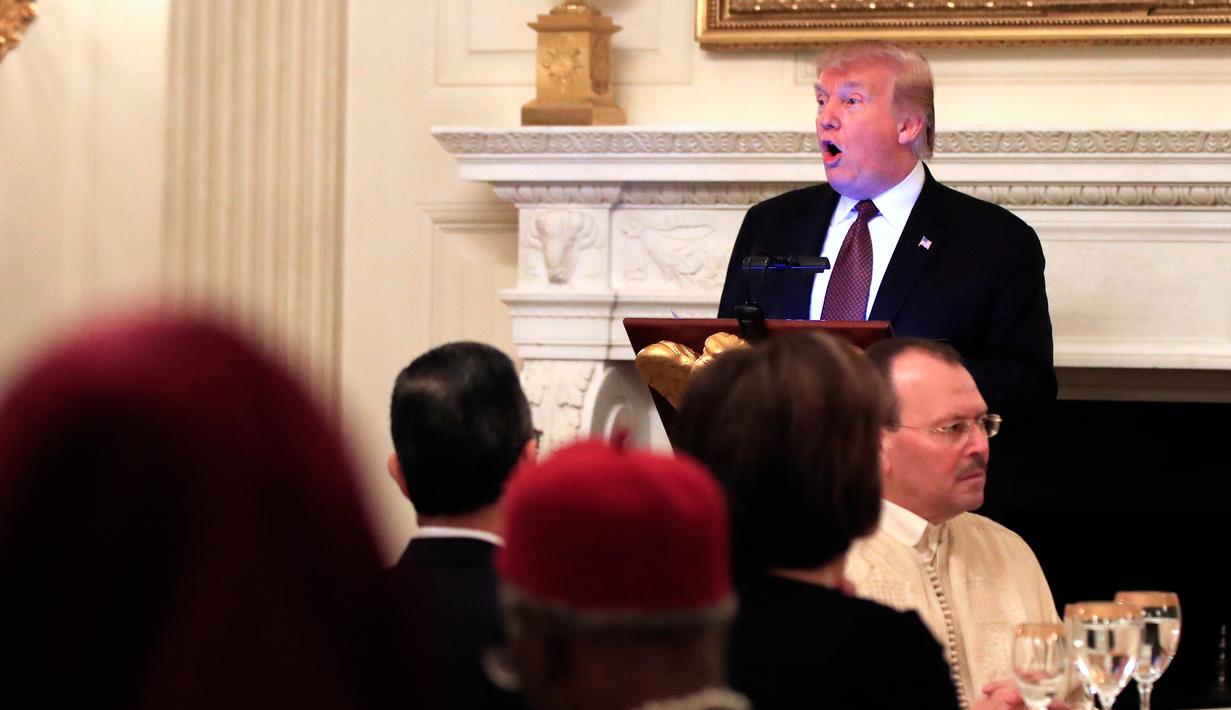 FOTO: Buka Puasa di Gedung Putih Bersama Donald Trump  