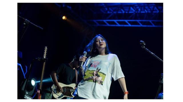 7 Potret Danilla Riyadi saat Tampil di Atas Panggung, Curi Perhatian