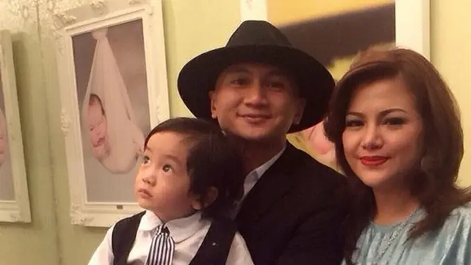 Wina Natalia dan Anji Drive