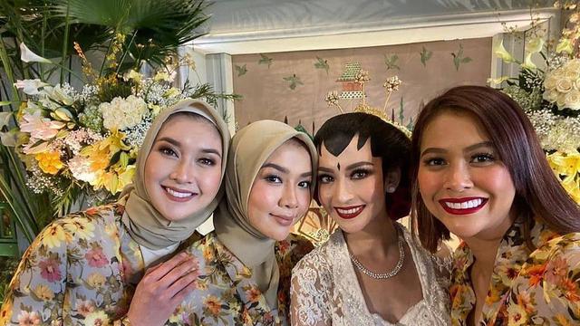 6 Momen Akad Nikah Karina Nadila dan Rangga Prihartanto. (Sumber: Instagram/karinadila8921)