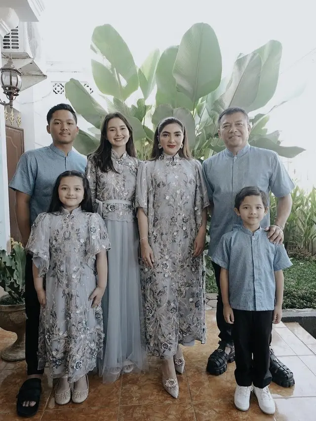 Potret Sarah Menzel Kerap Turut Serta Dalam Acara Keluarga Besar Anang Hermansyah