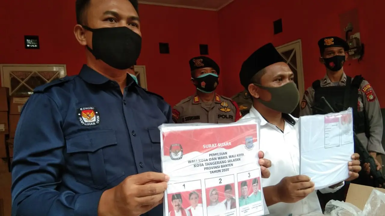 Jutaan Surat Suara Pilkada Tangsel Tiba di Gudang KPU Setempat