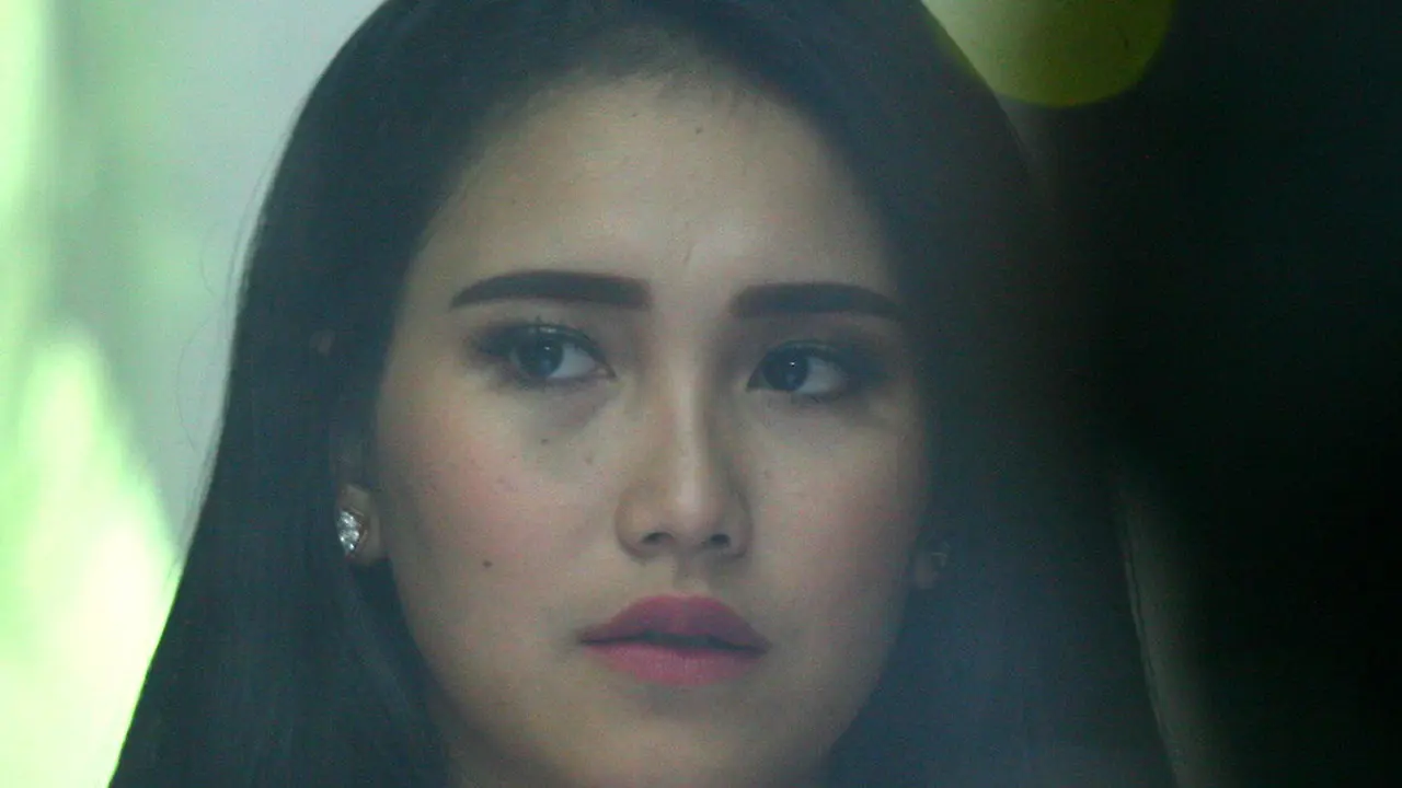 [Bintang] Ayu Ting Ting