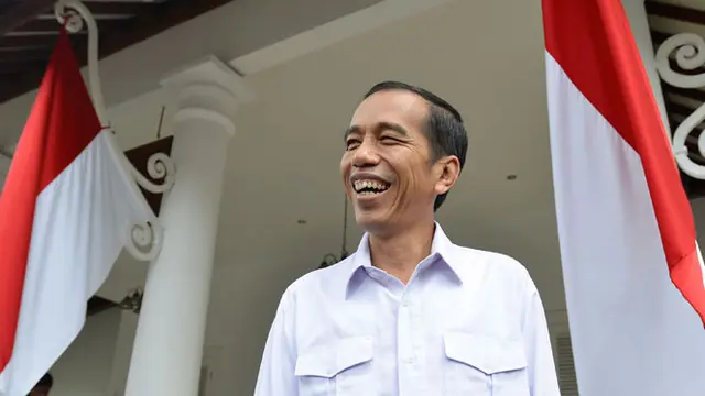 Joko Widodo dan Jusuf Kalla berjanji akan membentuk kabinet yang efisien dan sesuai kebutuhan masyarakat.