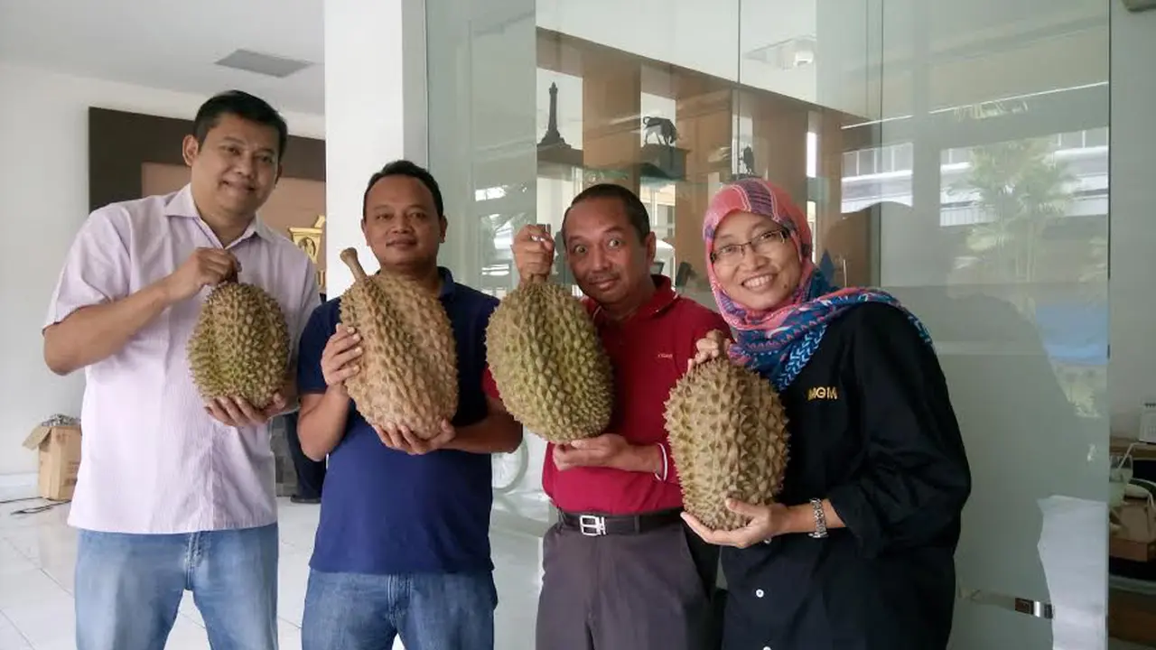 20160131-Kaki Tiga-Durian Bawor-Semarang