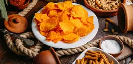 air fryer memungkinkan siapa saja untuk menciptakan camilan sehat yang tetap menggugah selera, mulai dari sayuran renyah hingga snack tinggi protein. Dengan pemilihan bahan yang tepat, camilan tidak hanya memanjakan lidah, tetapi juga memberi manfaat nutrisi yang optimal. (foto/dok: freepik/KamranAydinov)