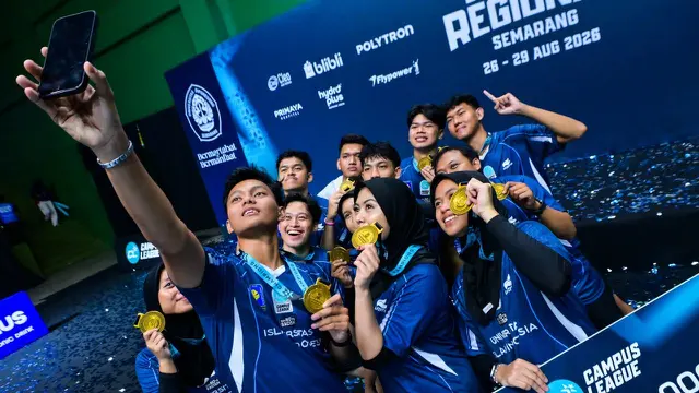 Campus League Badminton Regional Semarang