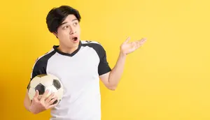 Grooming Pria Aktif: Cara Simpel Tetap Fresh Setelah Berkeringat di Lapangan