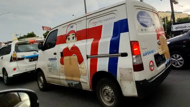 Mobil boks JNE