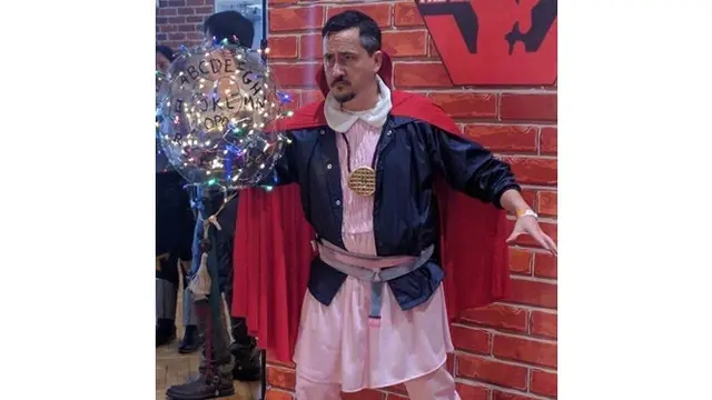 6 Cosplay Low Budget Jadi Dr. Strange Ini Bikin Ngakak