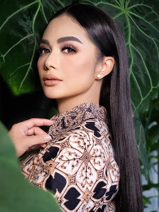 Krisdayanti.