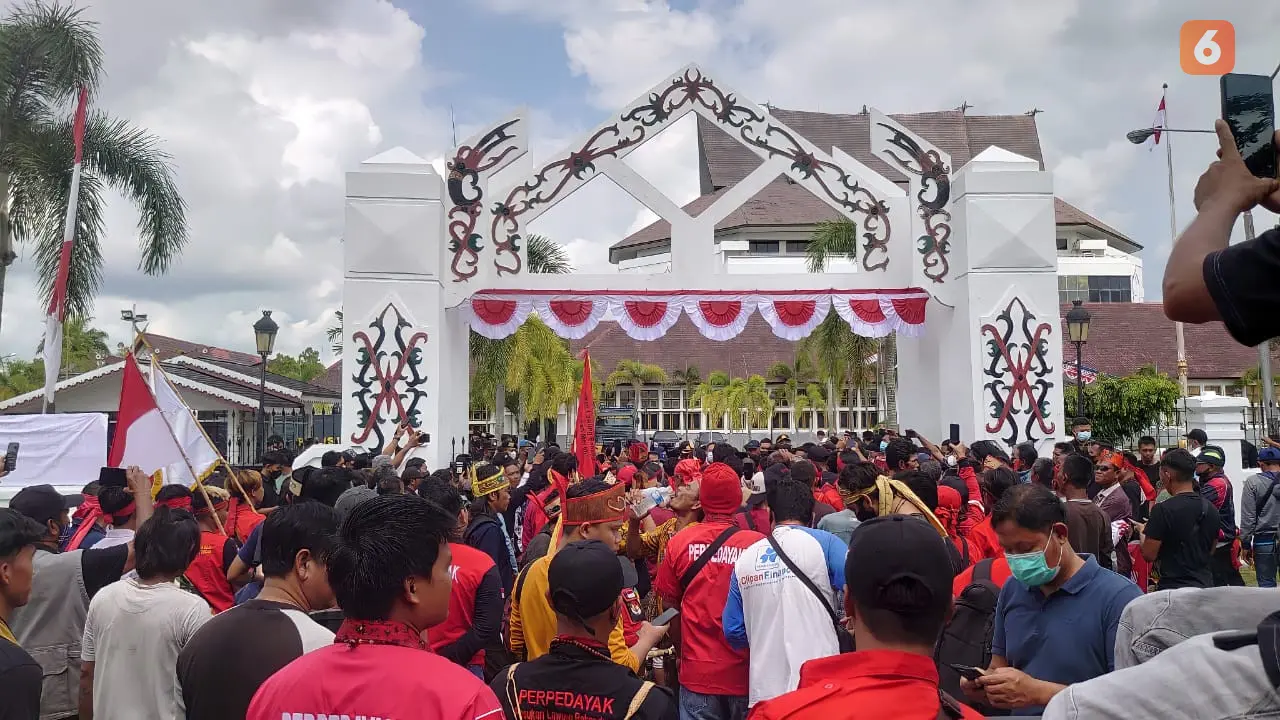 Demo Pertambangan Rakyat