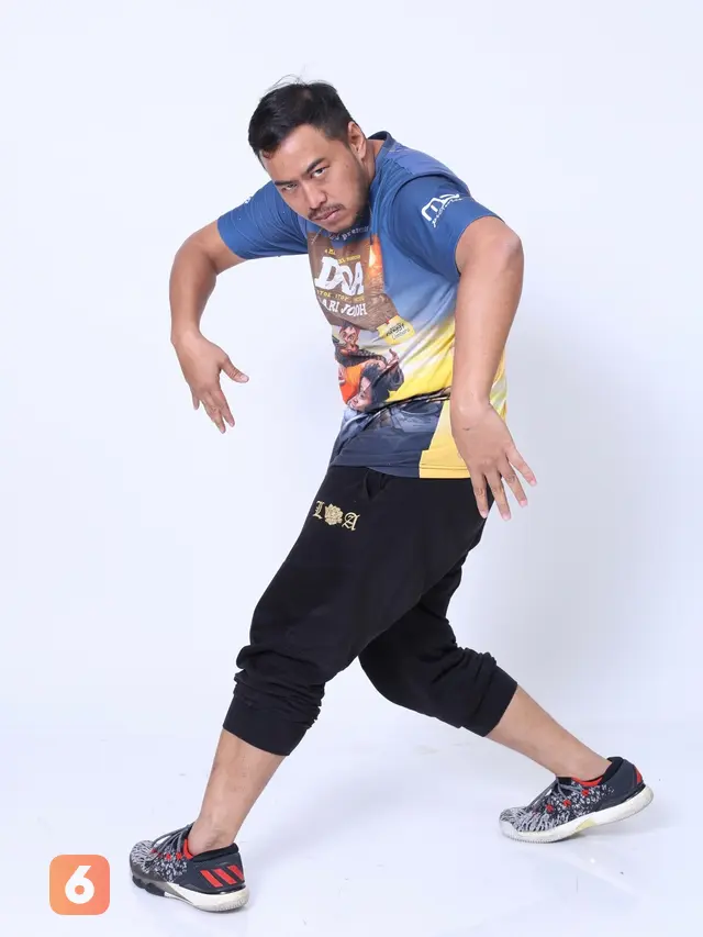 [Bintang] Pandji Pragiwaksono
