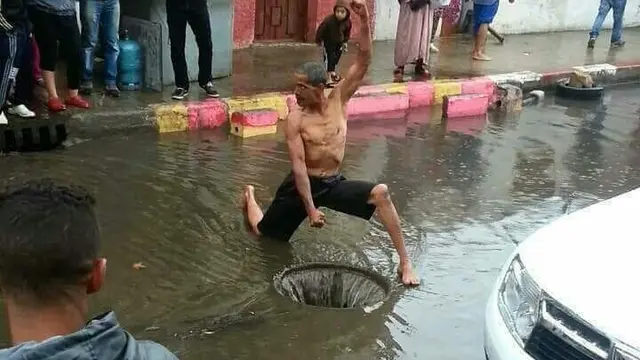 7 Tingkah Bapak-Bapak Hilangkan Jenuh Sukes Bikin Ngakak Sekaligus Tepuk Jidat