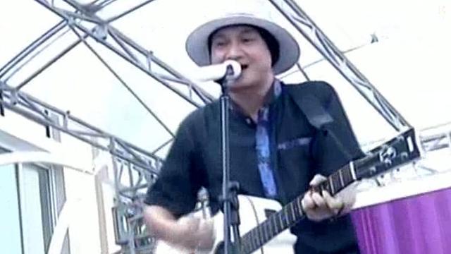 Anji  membawakan lagu Tentang Rasa dalam acara Inbox SCTV (14/05/2014)