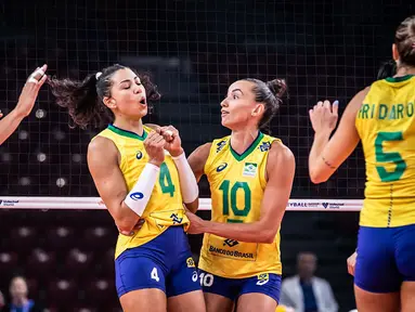 Liga Bola Voli Dunia, Volleyball Nations League (VNL) 2022 di kelompok putri telah menyelesaikan seluruh laga di babak penyisihan pada minggu ketiga. Dari 16 negara, 8 peringkat terbaik memastikan lolos ke babak perempatfinal yang akan digelar di Ankara, Turki, pada 13 dan 14 Juli 2022. Berikut kedelapan negara yang lolos tersebut. (Dok. Volleyballworld)