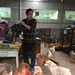 Zhang Kai dan anjing-anjingnya (Sumber: odditycentral)