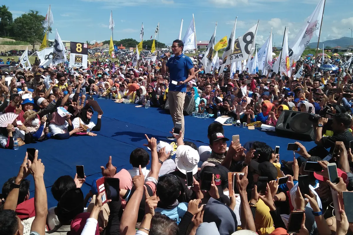 Cawapres nomor urut 02 Sandiaga Uno kampanye di Cilegon, Banten. (Liputan6.com/ Yandhi Deslatama)