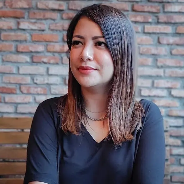 6 Potret Terbaru Wina Natalia Istri Anji, Turunkan Berat Badan 13 Kg