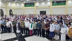 Pelepasan 712 jamaah calon haji (JCH) asal Sulut bertempat di Asrama Haji Tuminting, Kota Manado pada Senin (13/5/2024).