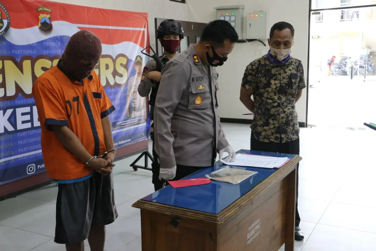 Seorang pemuda di Kebumen menerobos kost putri dan hendak memperkosa penghuninya. (Foto: Liputan6.com/Humas Polres Kebumen)