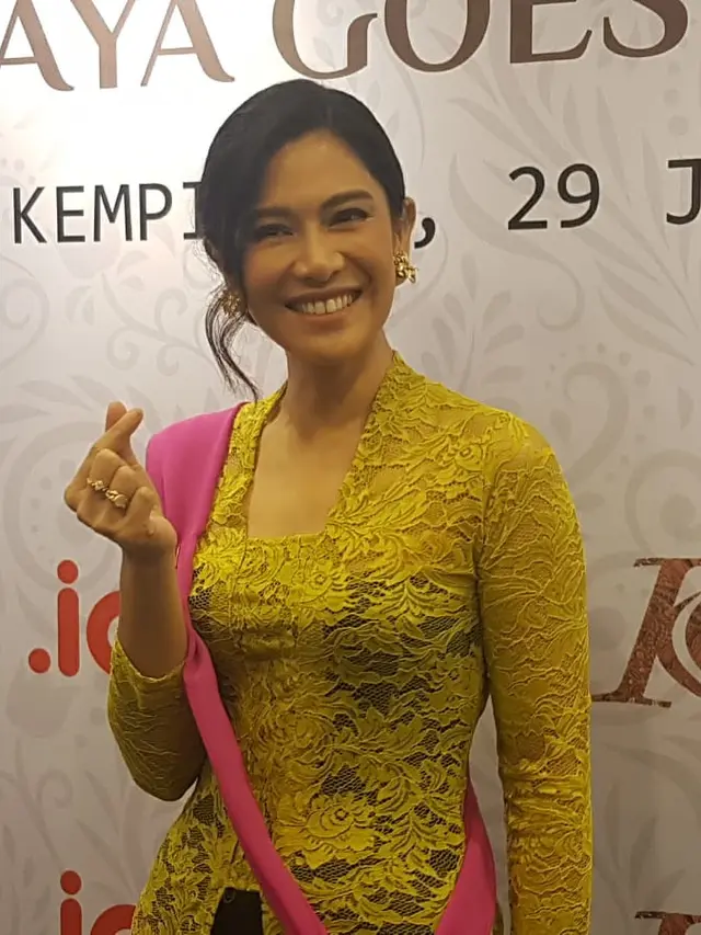 [Fimela] Dian Sastrowardoyo