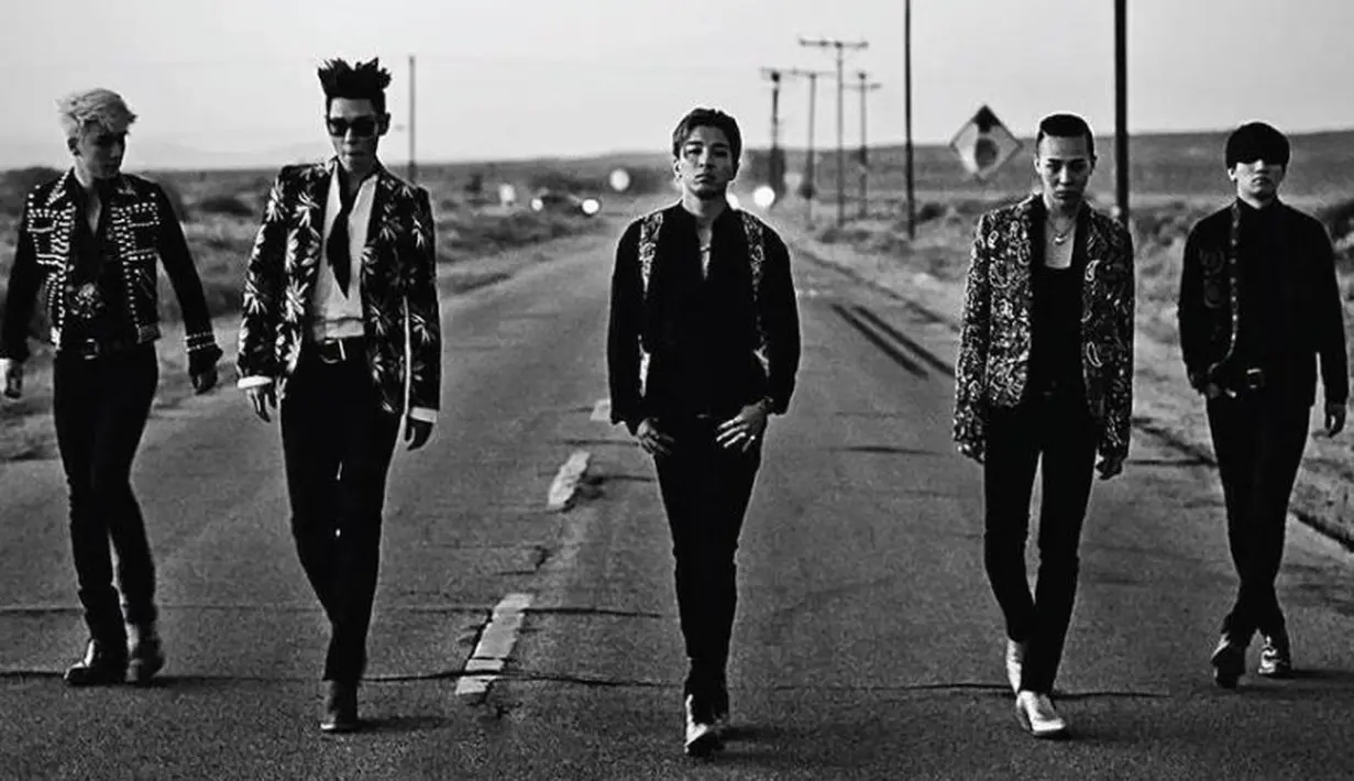 Lagu Still Alive dibuat BIGBANG berdasarkan keterpurukan mereka pada tahun 2011. Seperti diketahui, pada tahun itu tiga personel BIGBANG dihadapkan dengan skandal. (Foto: soompi.com)