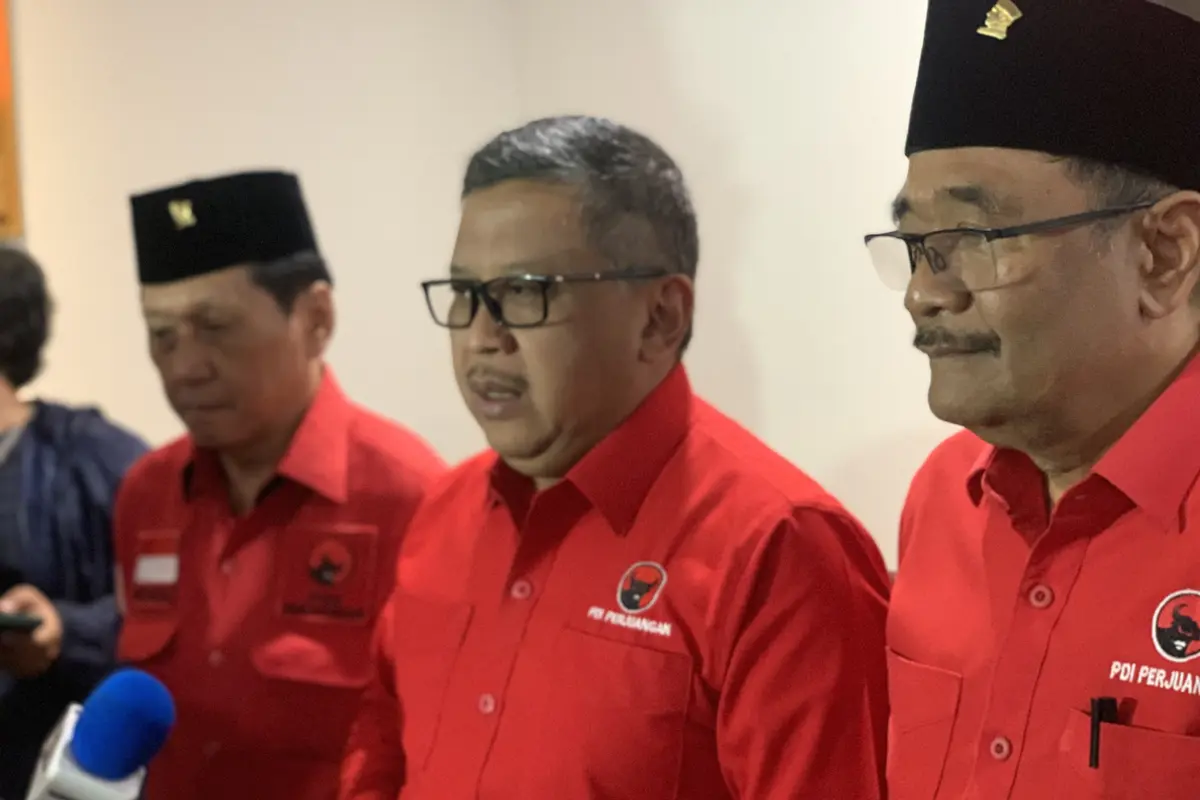 Sekretaris Jenderal DPP PDIP Hasto Kristiyanto dan Ketua DPP PDIP bidang Ideologi dan Kaderisasi Djarot Saiful Hidayat