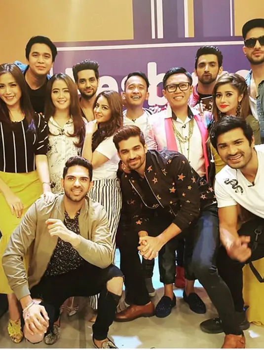 Anggota DPR yang juga komedian itu menjelaskan, bahwa Ayu mengaku ingin istirahat sejenak. Lantaran belum lama ini, Ayu beserta anak dan adiknya baru saja menikmati liburan di Selandia Baru. (Instagram/ekopatriosuper)