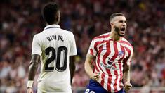 Mario Hermoso menghabiskan sembilan tahun di akademi Real Madrid. Sayangnya, dia tak pernah sekali pun mencatatkan pertandingan bersama tim utama Los Blancos. Hermoso kini menjelma menjadi bek tangguh dan serbabisa yang dimiliki Los Rojiblancos. (AFP/Javier Soriano)