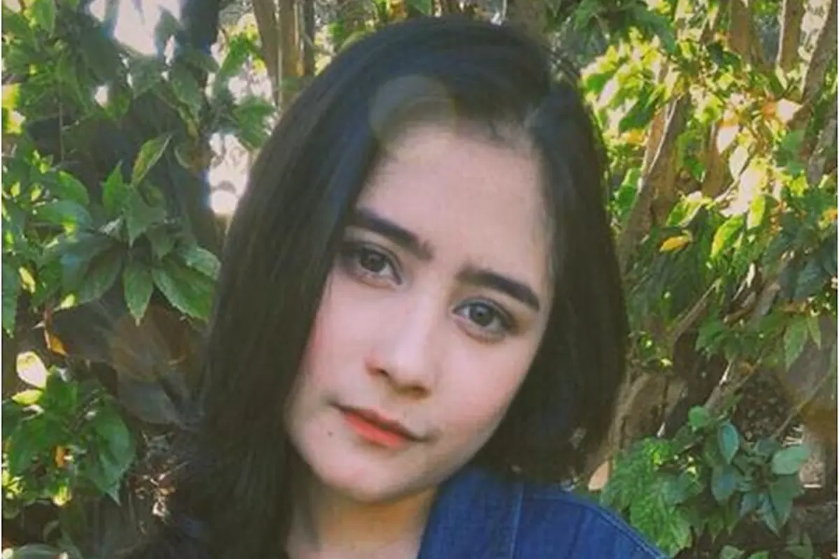 Prilly Latuconsina