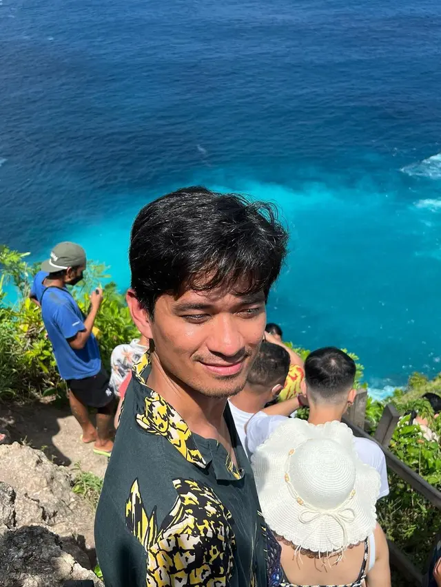 Ragil Mahardika (https://www.instagram.com/p/CdWGLe4hDjY/)