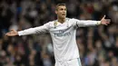 Pemain Real Madrid, Cristiano Ronaldo hingga pekan ke-11 La Liga Santander 2017-2018 baru mencetak satu gol untuk timnya. Ronaldo pun tercecer ke peringkat terbawa top scorer klub. (AFP/Gabriel Bouys)
