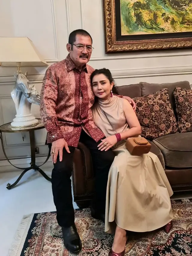 Potret Mayangsari dan Bambang Trihatmodjo (Sumber: Instagram/@mayangsari_official)