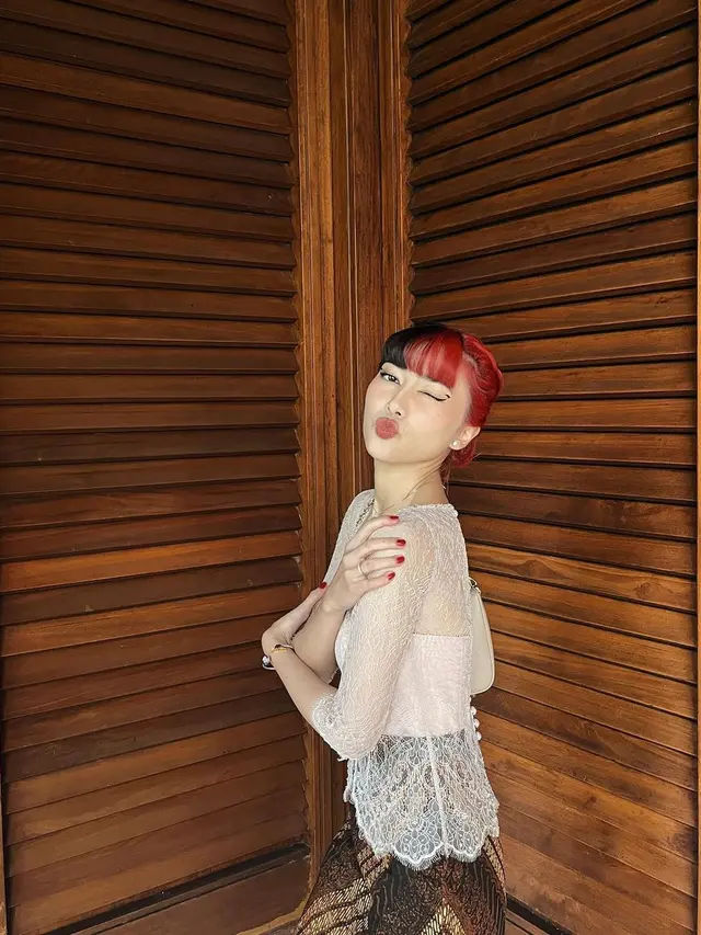 Isyana Sarasvati (Instagram/isyanasarasvati)