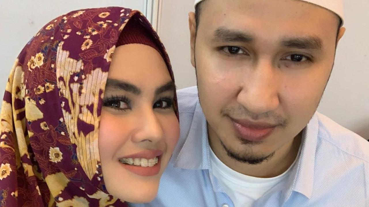 Kartika Putri dan Habib Usman bin Yahya. (Foto: Instagram @kartikaputriworld)