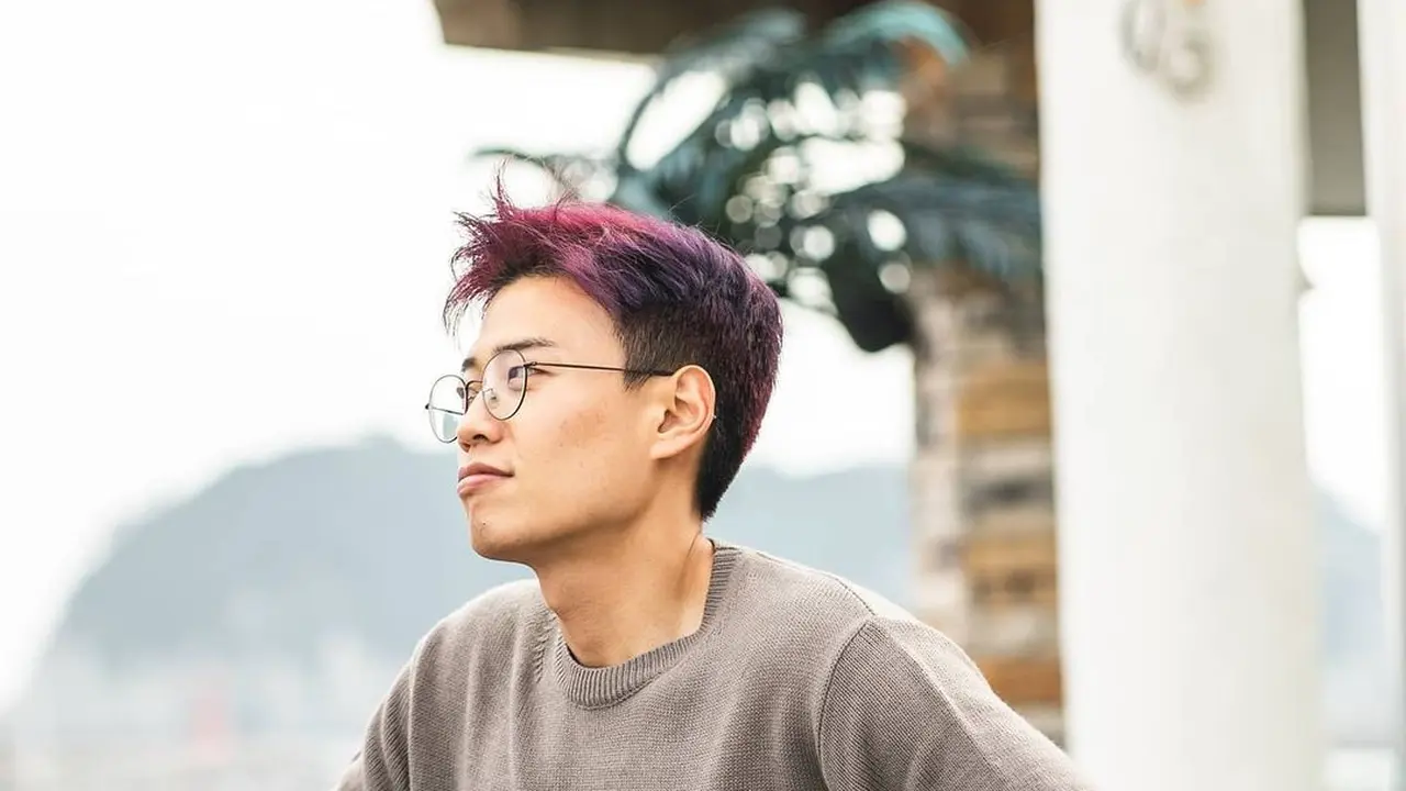 Sering Ganti Warna, Ini 7 Gaya Rambut Jang Hansol 'Korea Reomit' yang Curi Perhatian